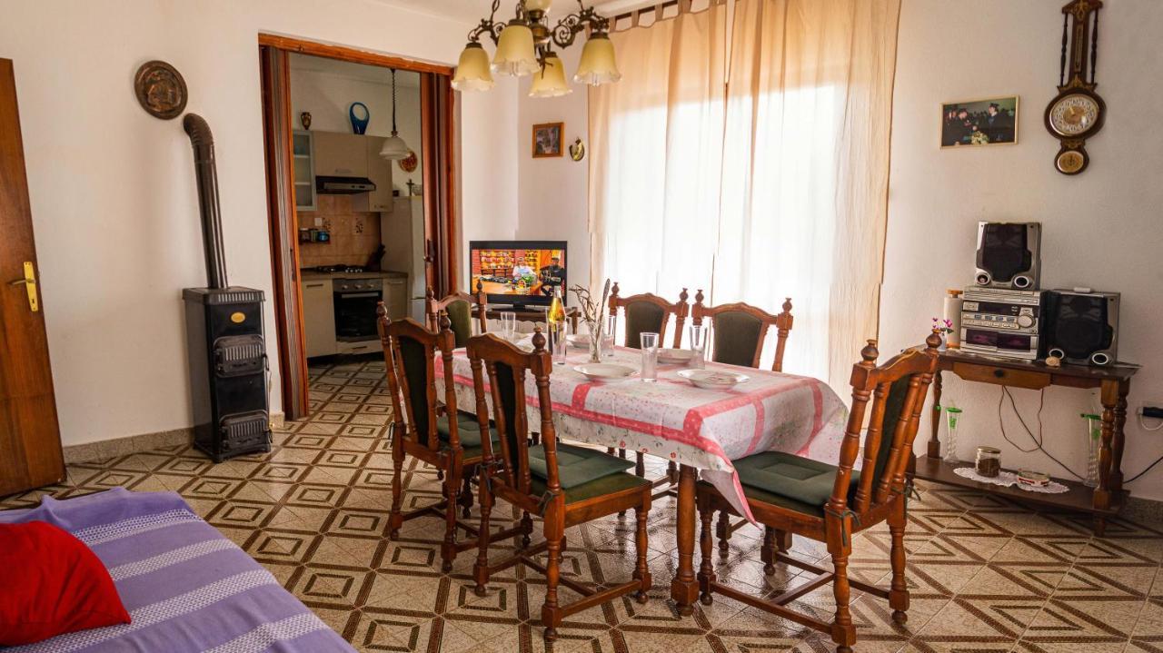 Villa Vecchia Oliva,Kuljica à Kukljica Extérieur photo